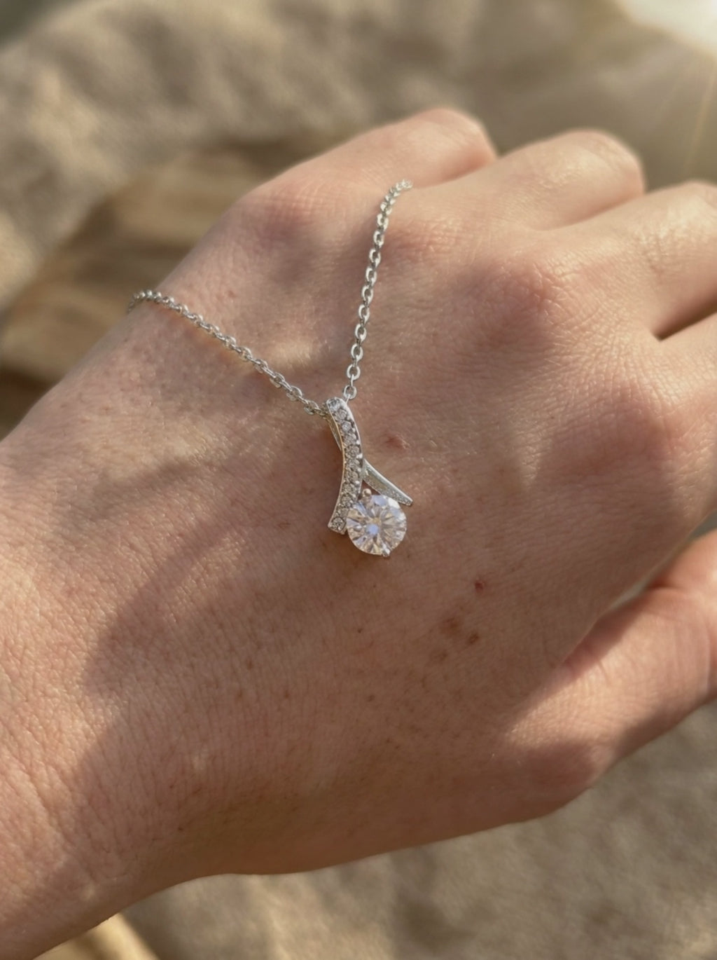 Drop Necklace White Gold